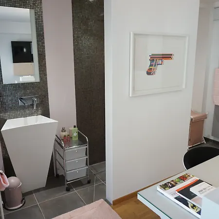 Cab Ap'art Apart-hotel