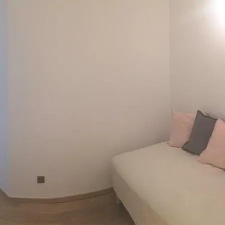 Ξενοδοχείο με διαμερίσματα Cab Ap'art